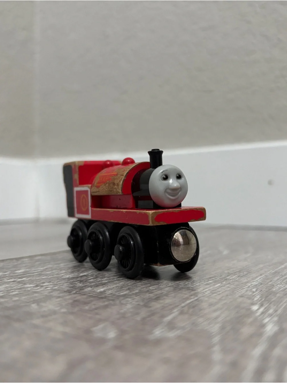 Wooden Weathered Skarloey - Thomas & Friends